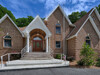 Front - 26 Stonehedge Dr