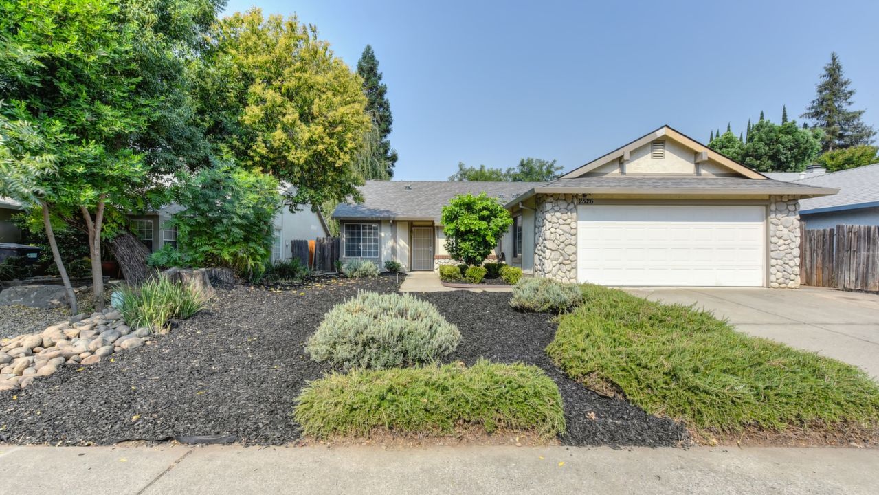 2526 Stoughton way, Sacramento, CA, 95827 Scene 1