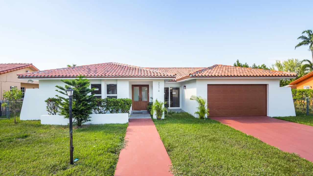 2374-SW-125th-Ct-01