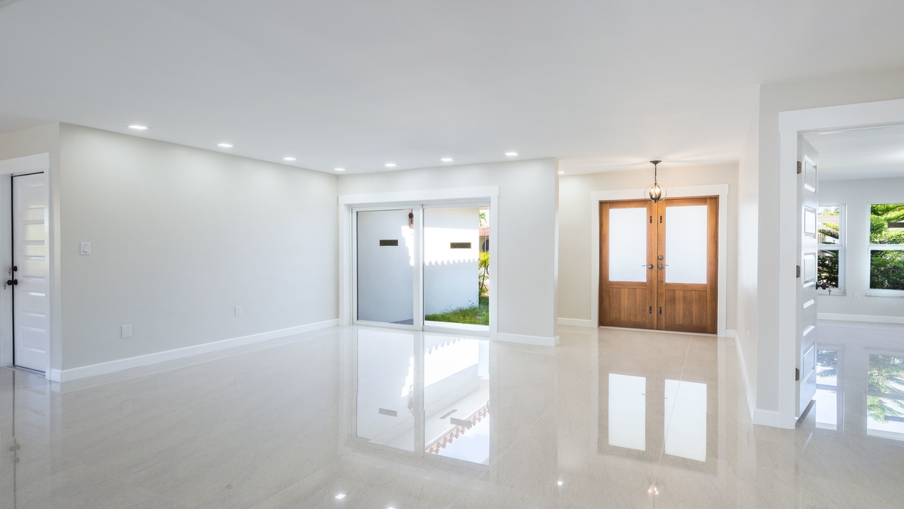 2374-SW-125th-Ct-03