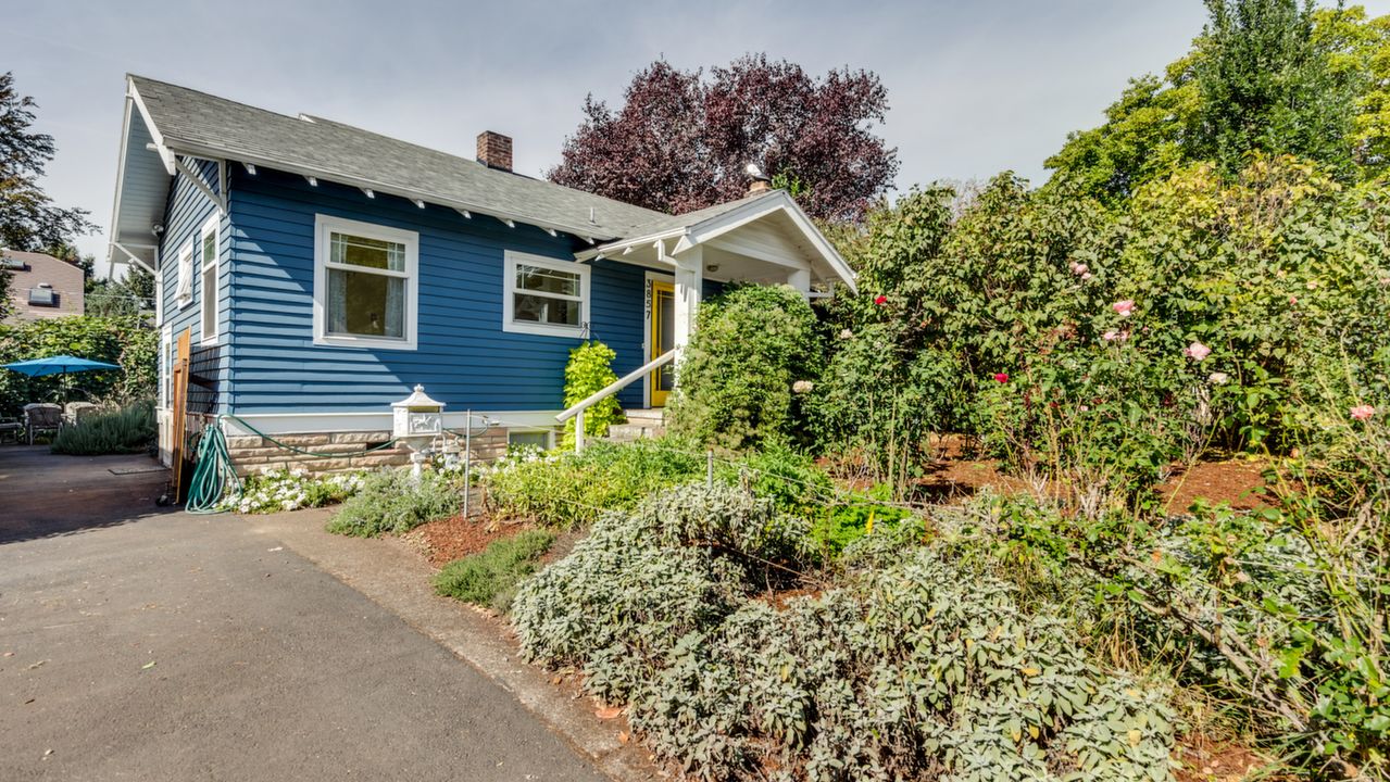 3857 SE 41st Ave, Portland, OR, 97202 Scene 4