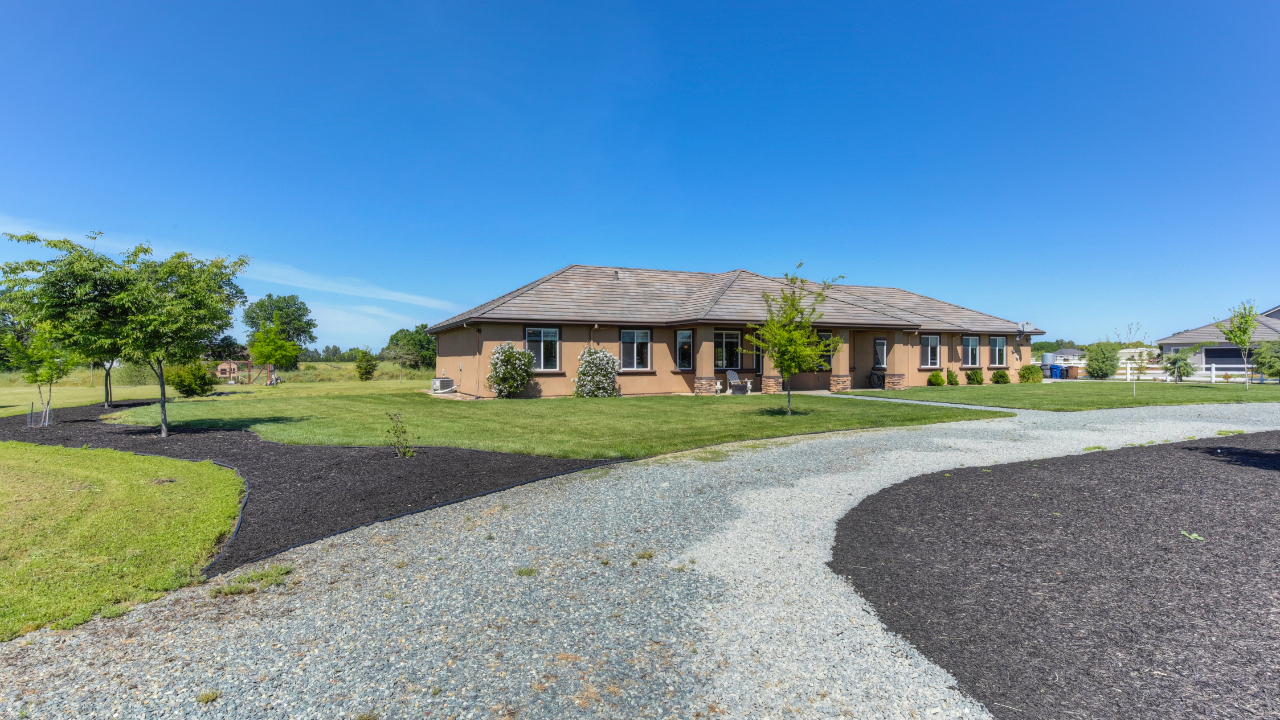 13060 Saddle Crest Circle, Galt, CA, 95632 Scene 4