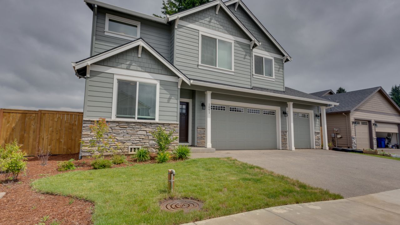 1091 E 1st St.,, Estacada, OR, 97023 Scene 2