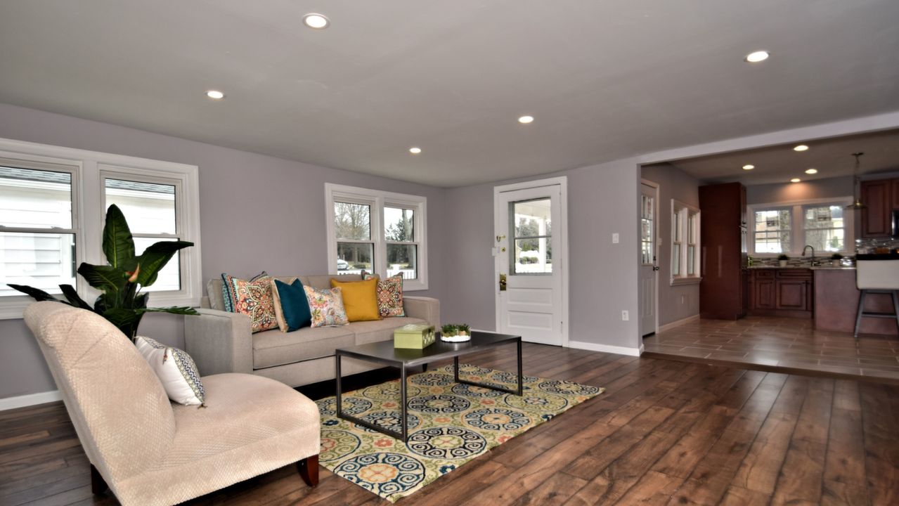 2749 Woodland Ave, Audubon, PA, 19403 Scene 4