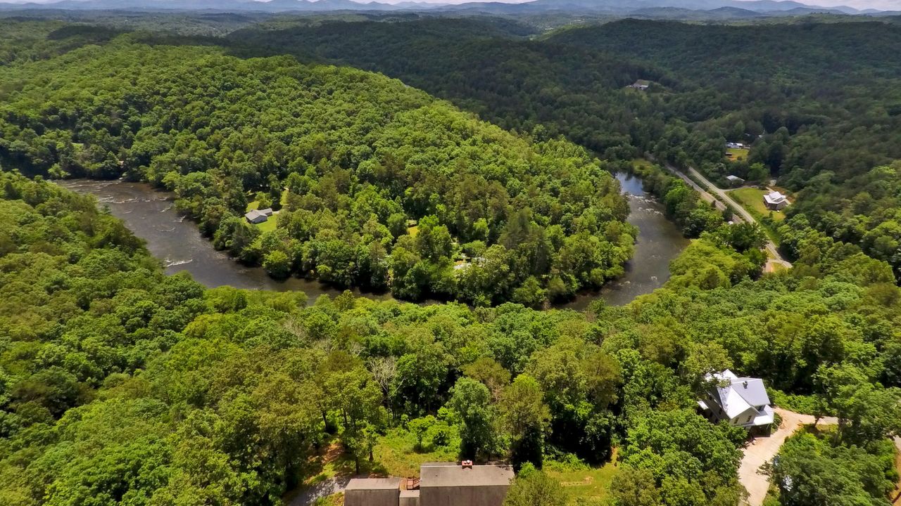 281 Rocky Ridge dr, Blue Ridge, GA, 30513 Scene 3