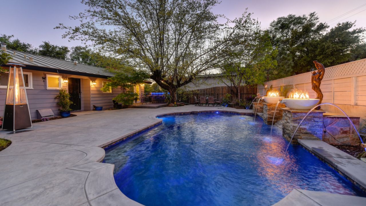 105 Lincoln Way, Auburn, CA, 95603 Scene 1