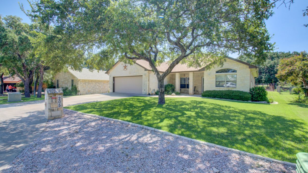 205 Fox Crossing, Burnet, TX, 78611 Scene 1