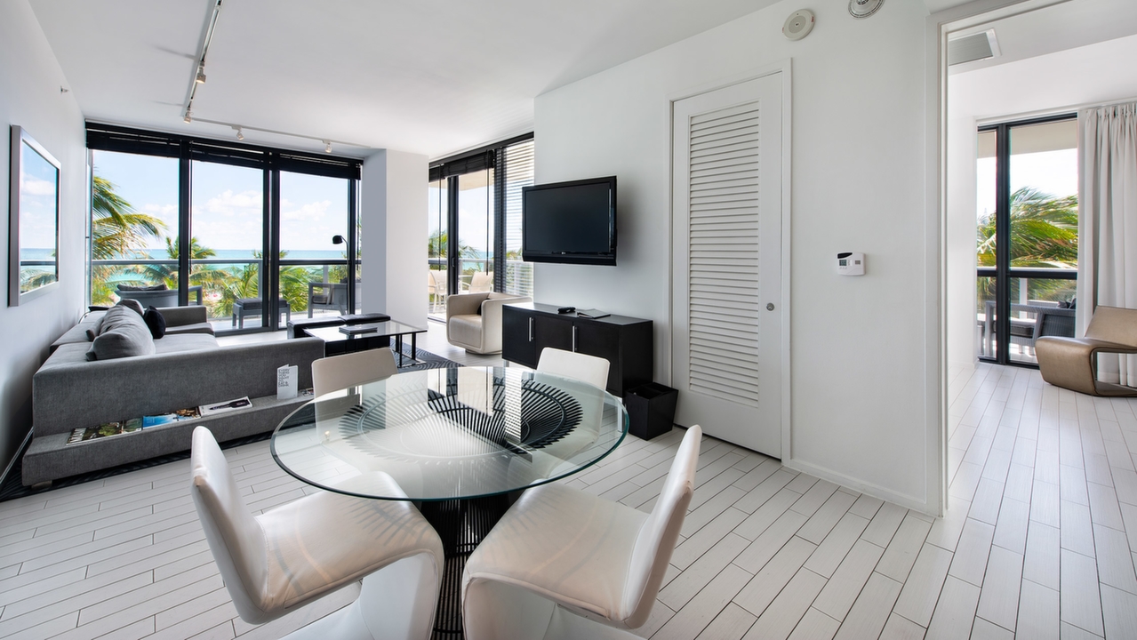 W-South-Beach-#428-02