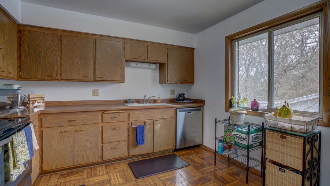 2874 Kingston Dr, Madison-26