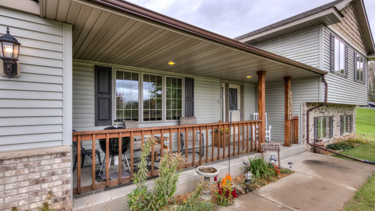 Call Suzy Korum @ (715) 760-1608