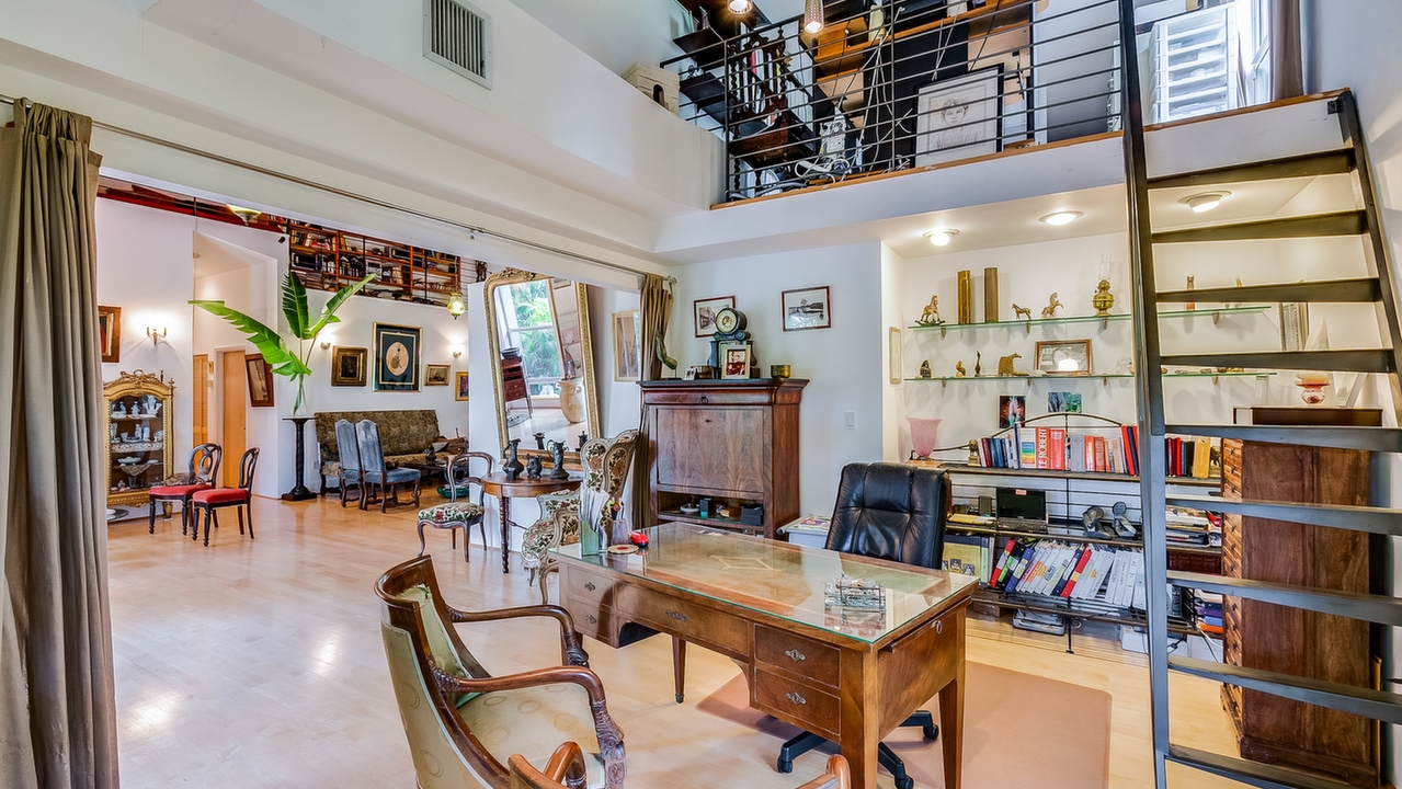 7810-SW-54th-Ave-10