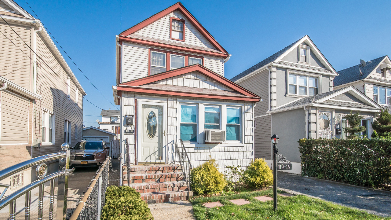 119-15 179th St, Jamaica, NY, 11434 Scene 3