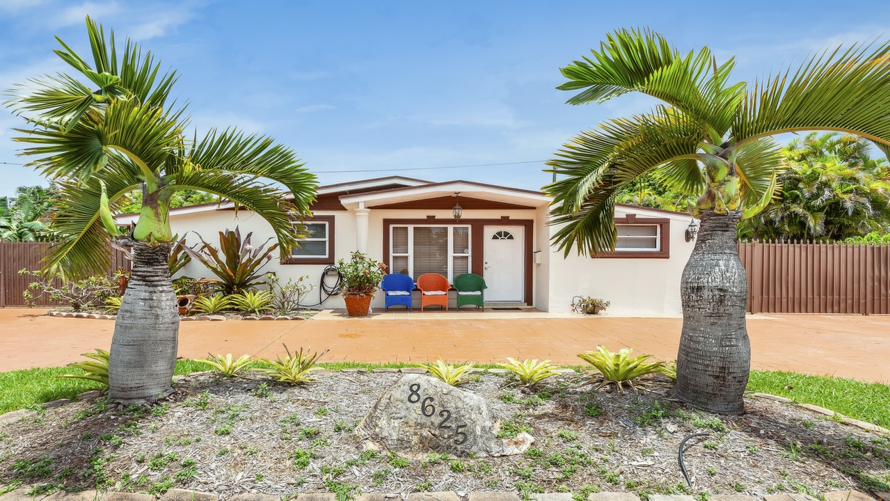 8625-SW-97th-Rd-01