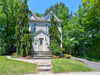 Front - 209 Merritt Ave