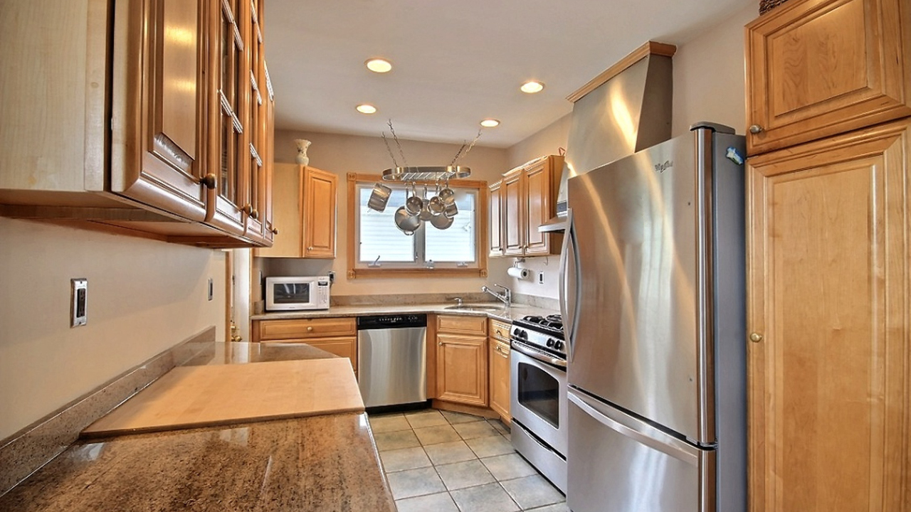 Updated Gourmet Kitchen