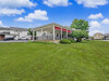 715 W Oak St Photo 01 - 715 W Oak St
