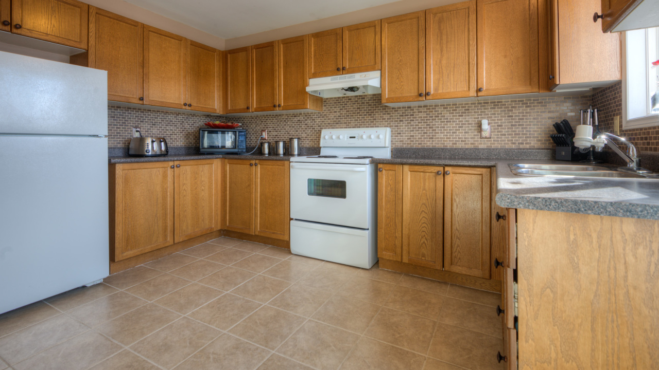 154 Elmira Road, Guelph, ON, N1K 1Y9 Scene 3