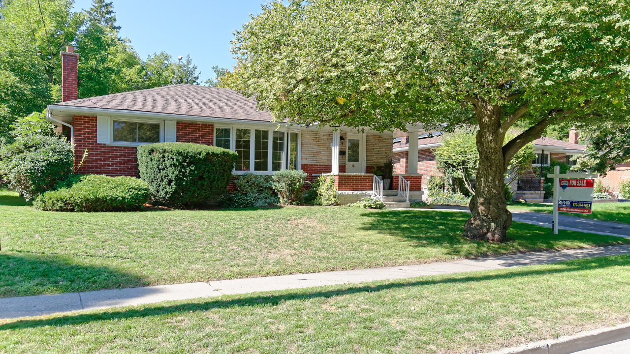 41 Pleasant Road, Guelph, ON, N1E3Z5 Scene 1