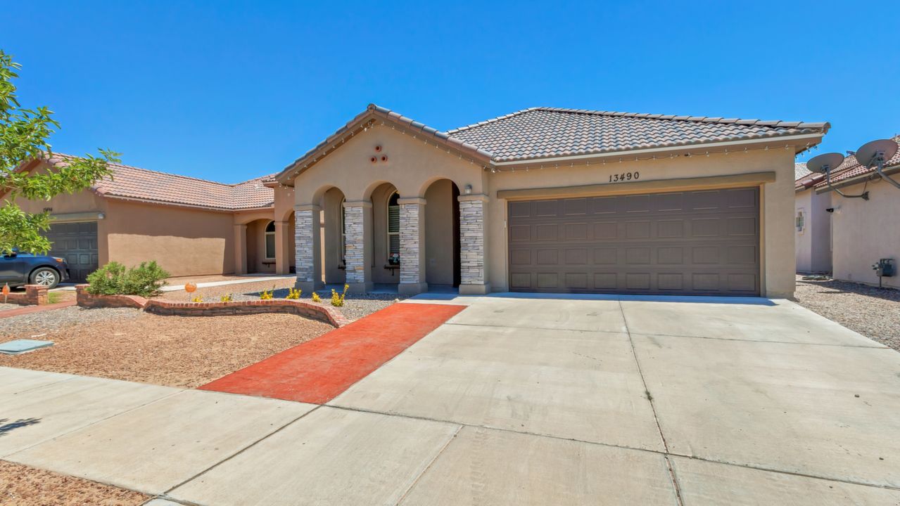 13490 Everingham, Horizon City, TX, 79928 Scene 1