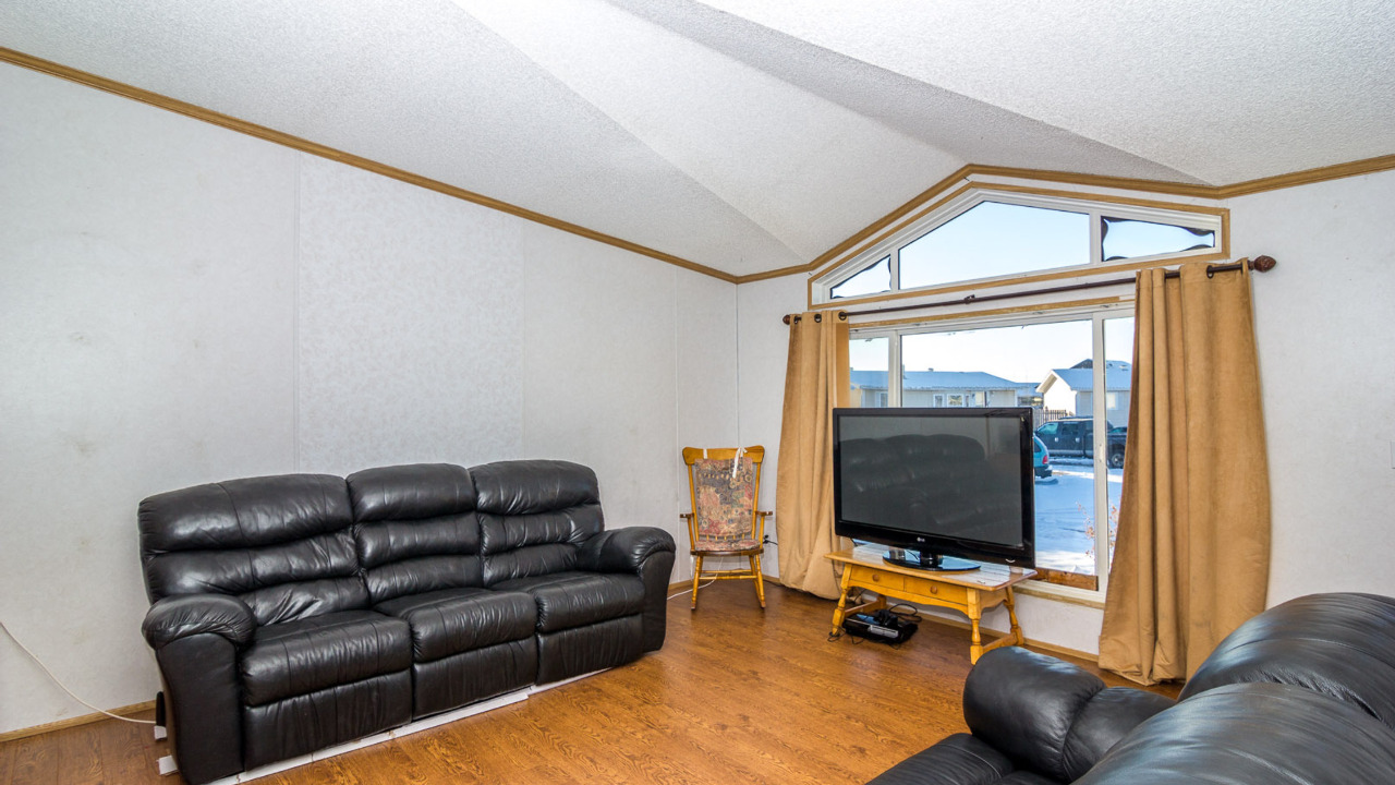 758 Harder Pl, Martensville, SK 