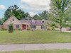 Front Exterior - 975 Williamsburg Ln