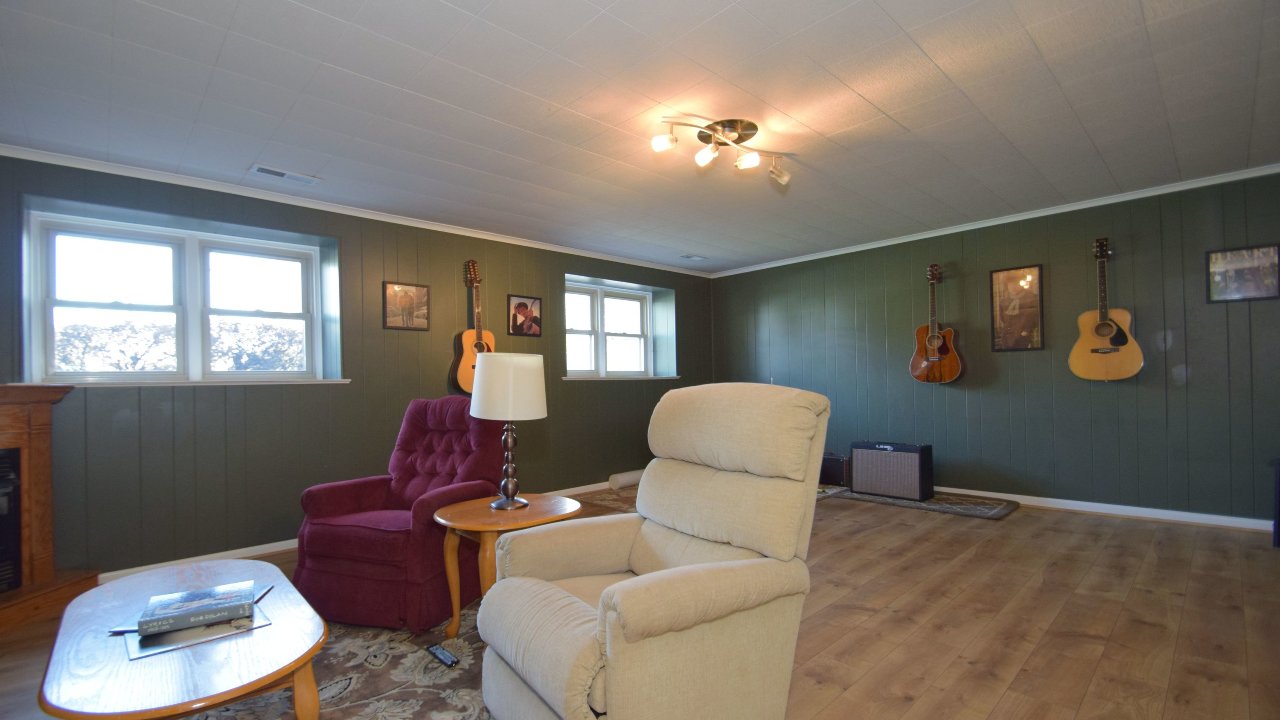 22 Valley View Rd, Chalfont, PA, 18914 Scene 4