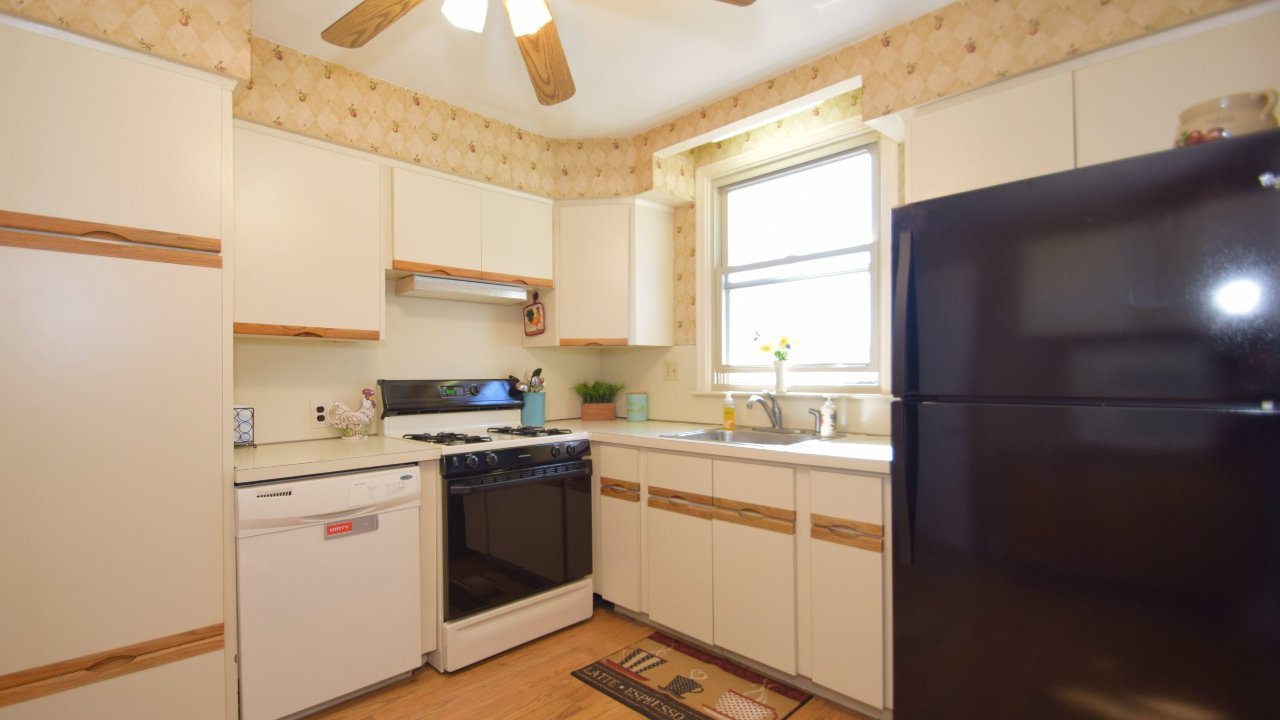 22 Valley View Rd, Chalfont, PA, 18914 Scene 3