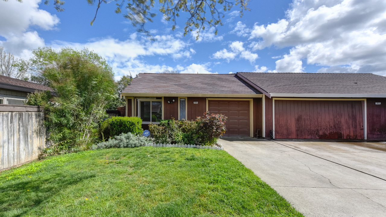 7769 Canyon Woods Court, Sacramento, CA, 95828 Scene 2