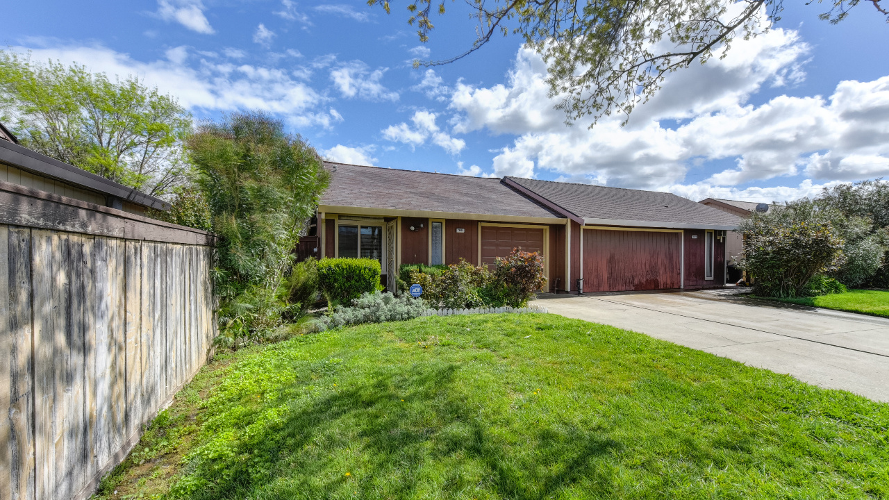 7769 Canyon Woods Court, Sacramento, CA, 95828 Scene 3