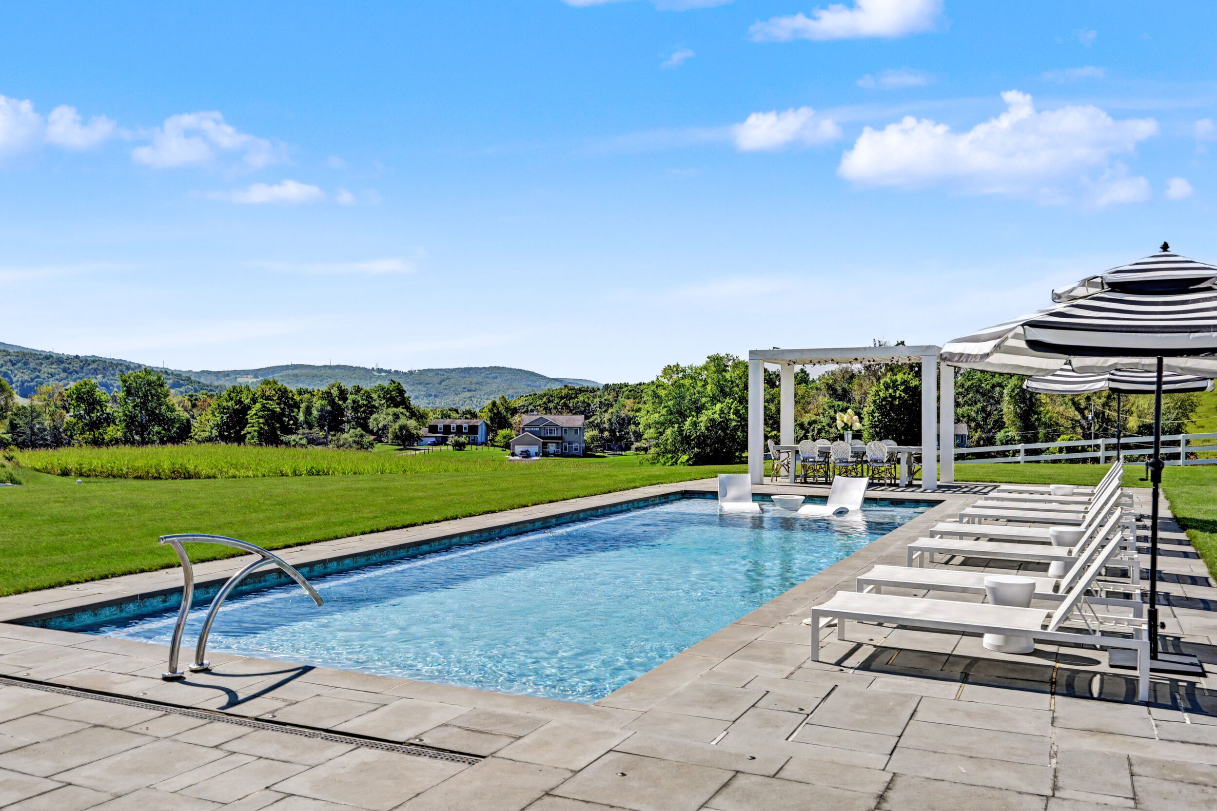 2319 Milwaukee Road, Clarks Summit — estate photography