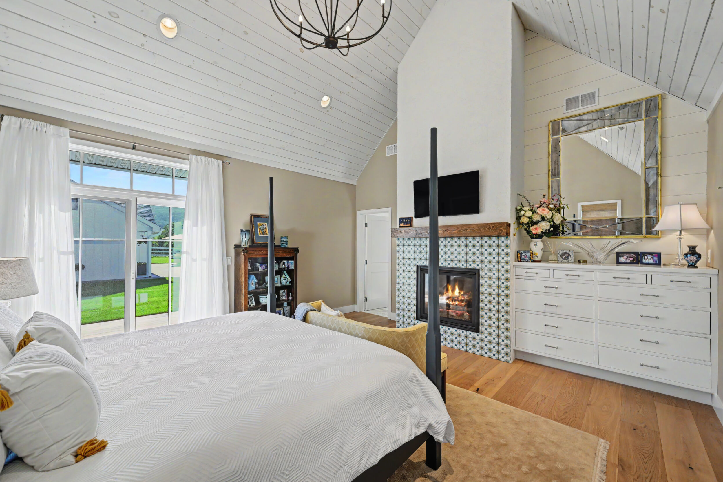 Guest suite fireplace and private deck access