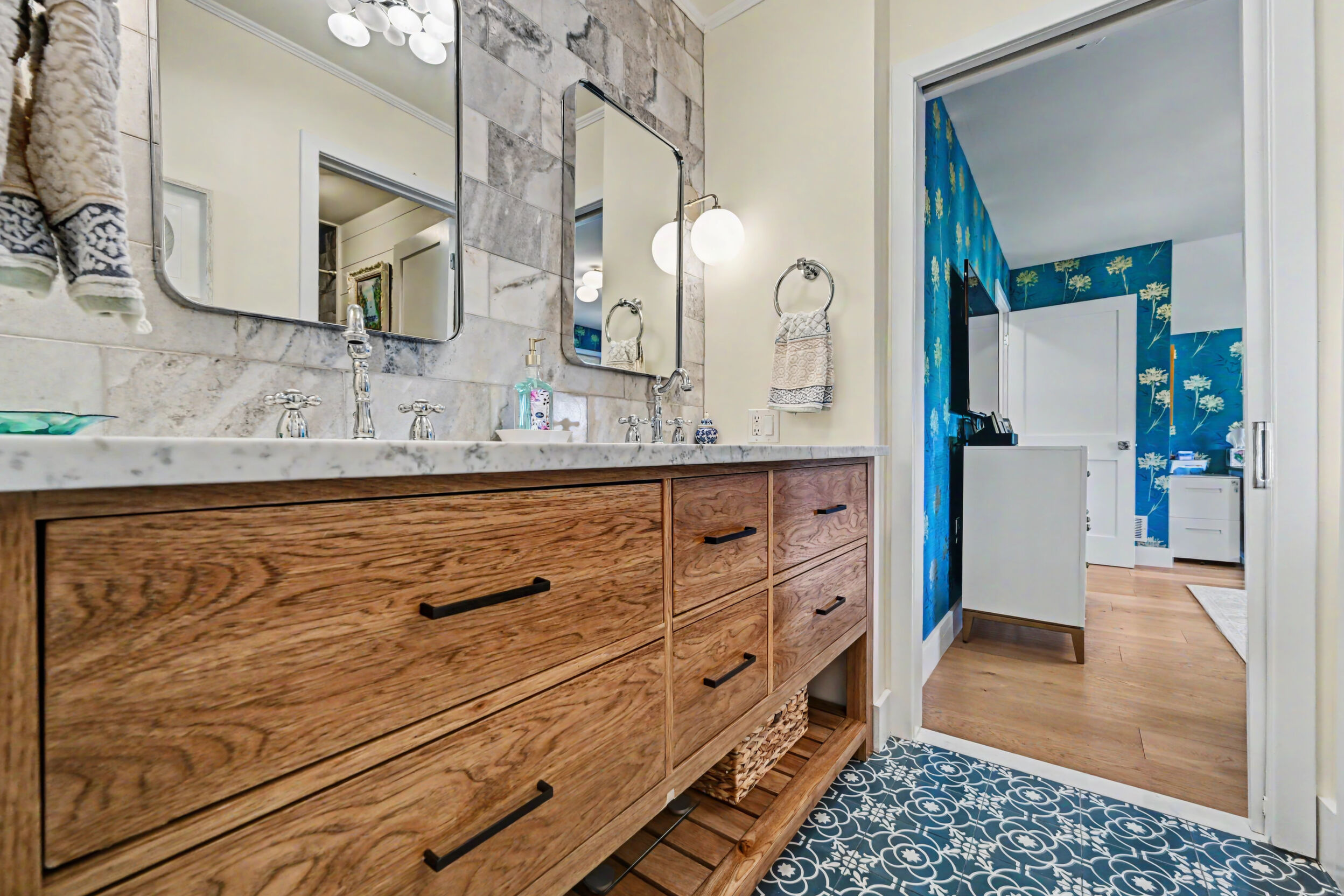 Jack-and-Jill bath vanity