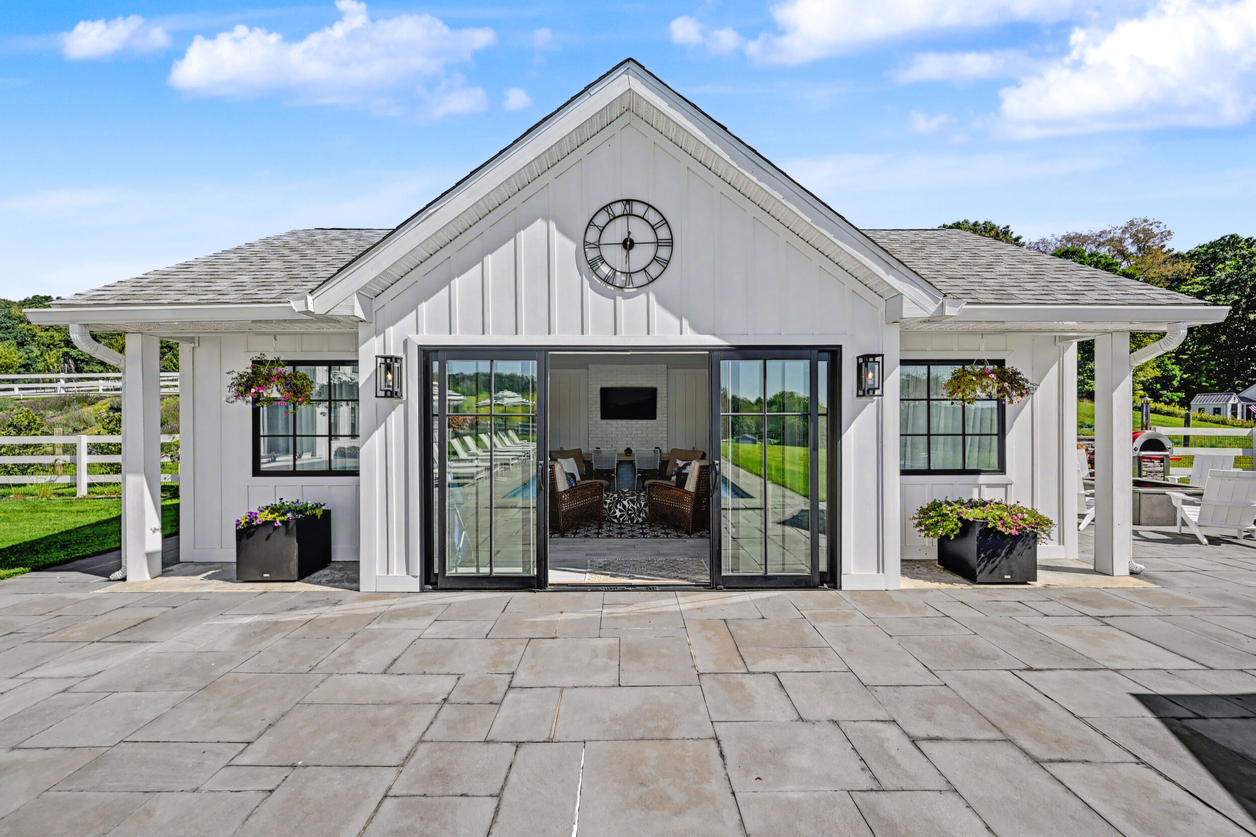 Four-season pool house