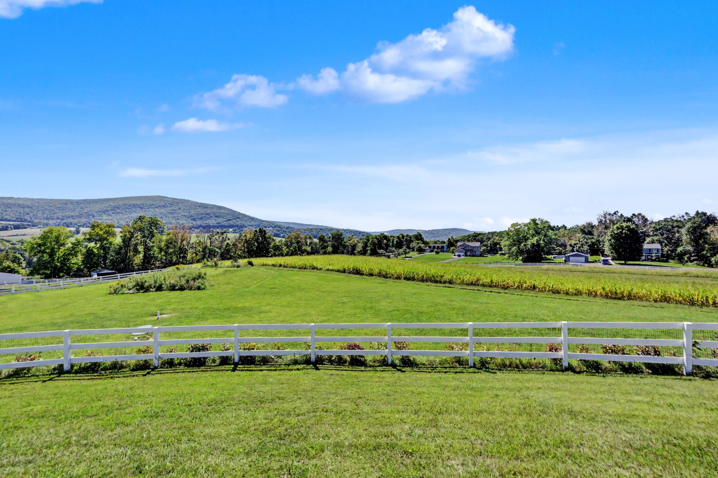 2319 Milwaukee Road, Clarks Summit — estate photography