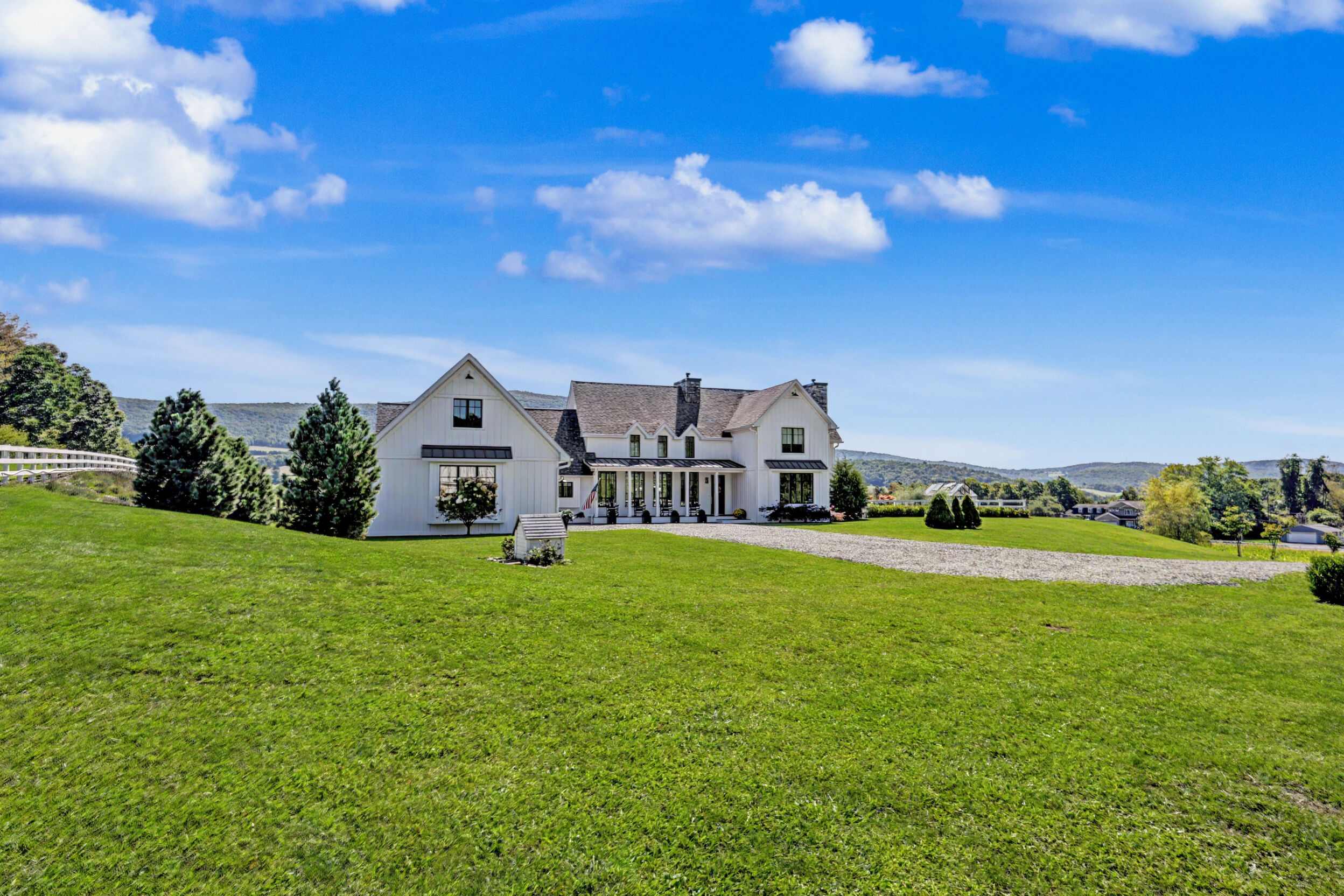 Estate from the upper pasture