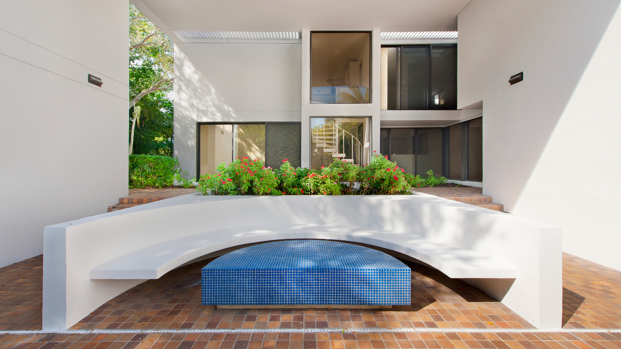 Outdoor Lounge
