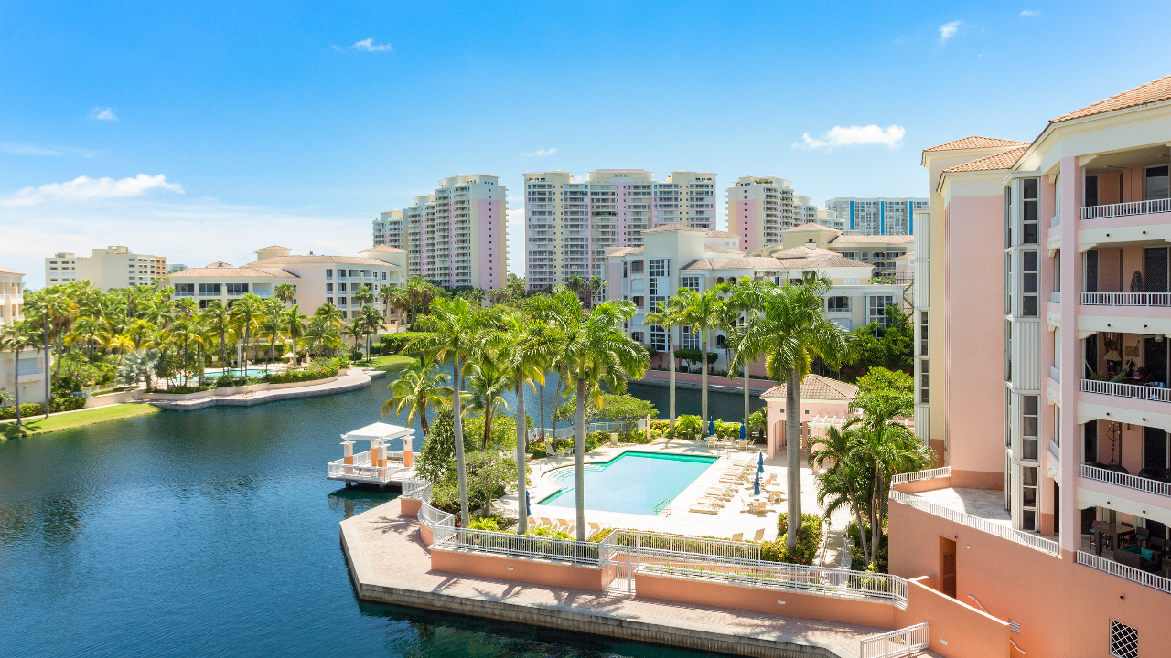 Lake Villa One #502