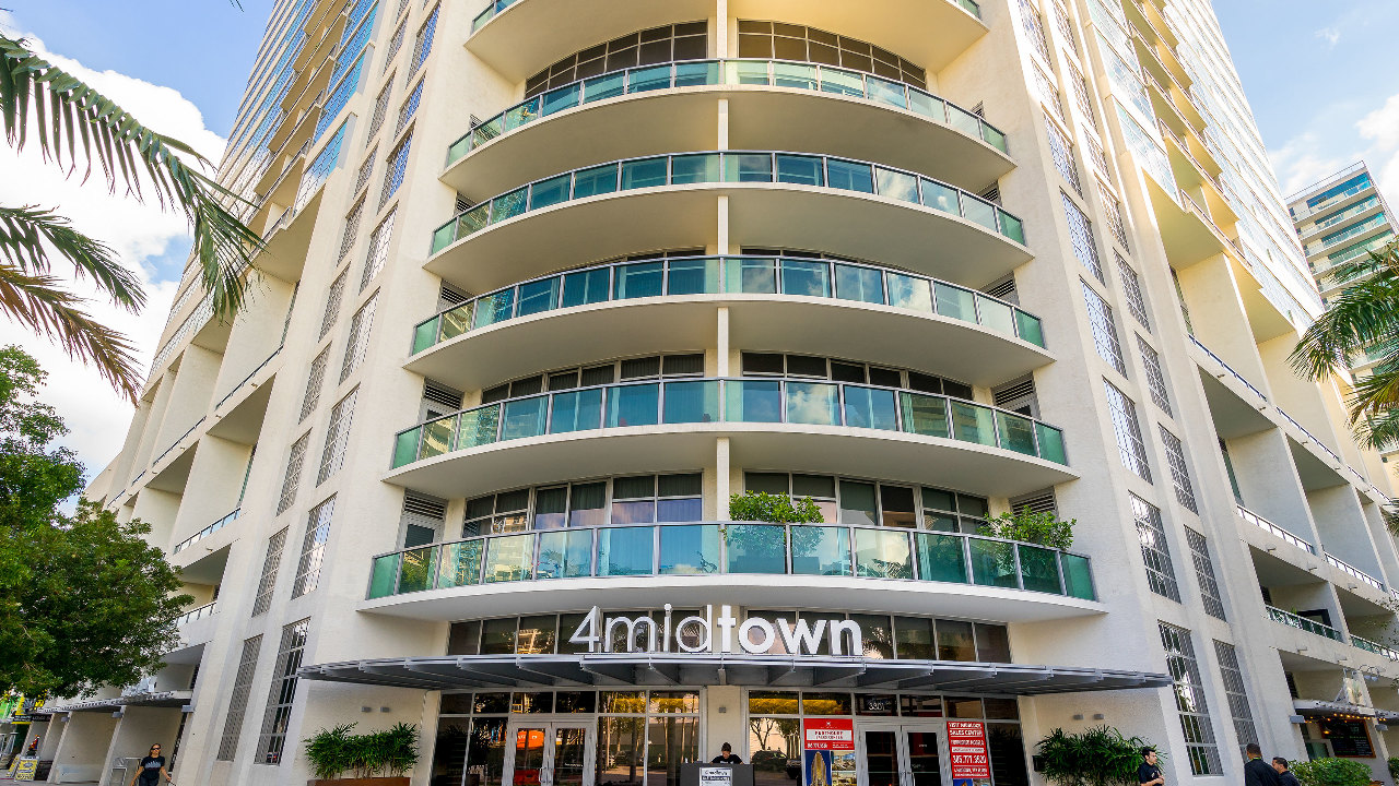 Four-Midtown-L04PH4-01