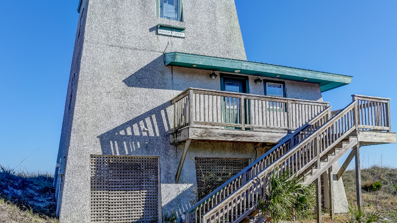 706 S. Fletcher Ave, Amelia Island, FL, 32034 Scene 2