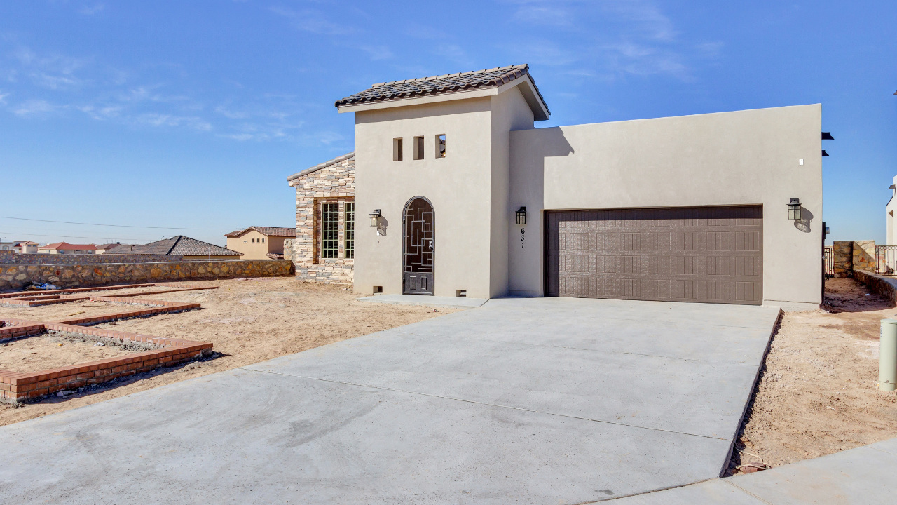 631 Port Royal, El Paso, TX, 79928 Scene 2