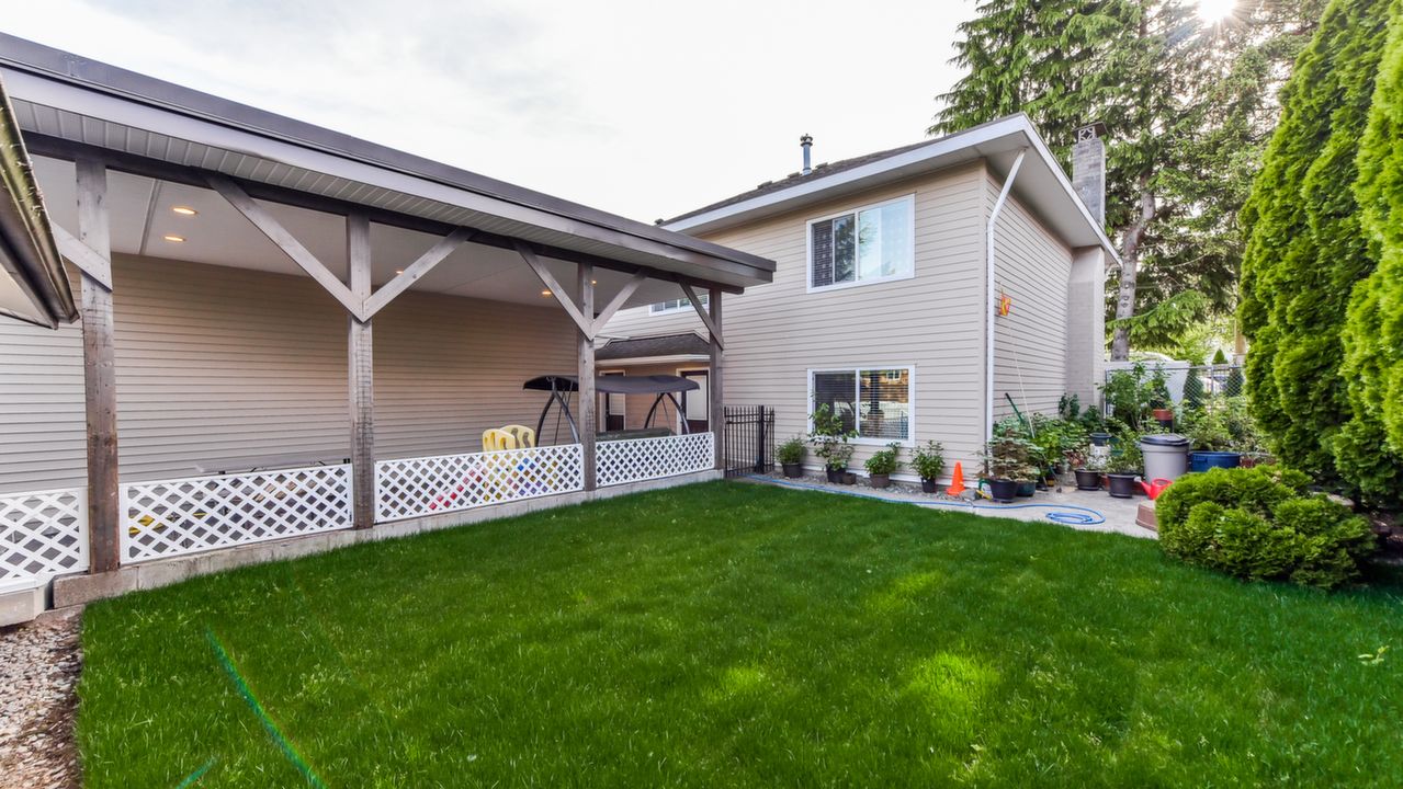 9130 128 St, Surrey, BC, V3V 5M8 Scene 4