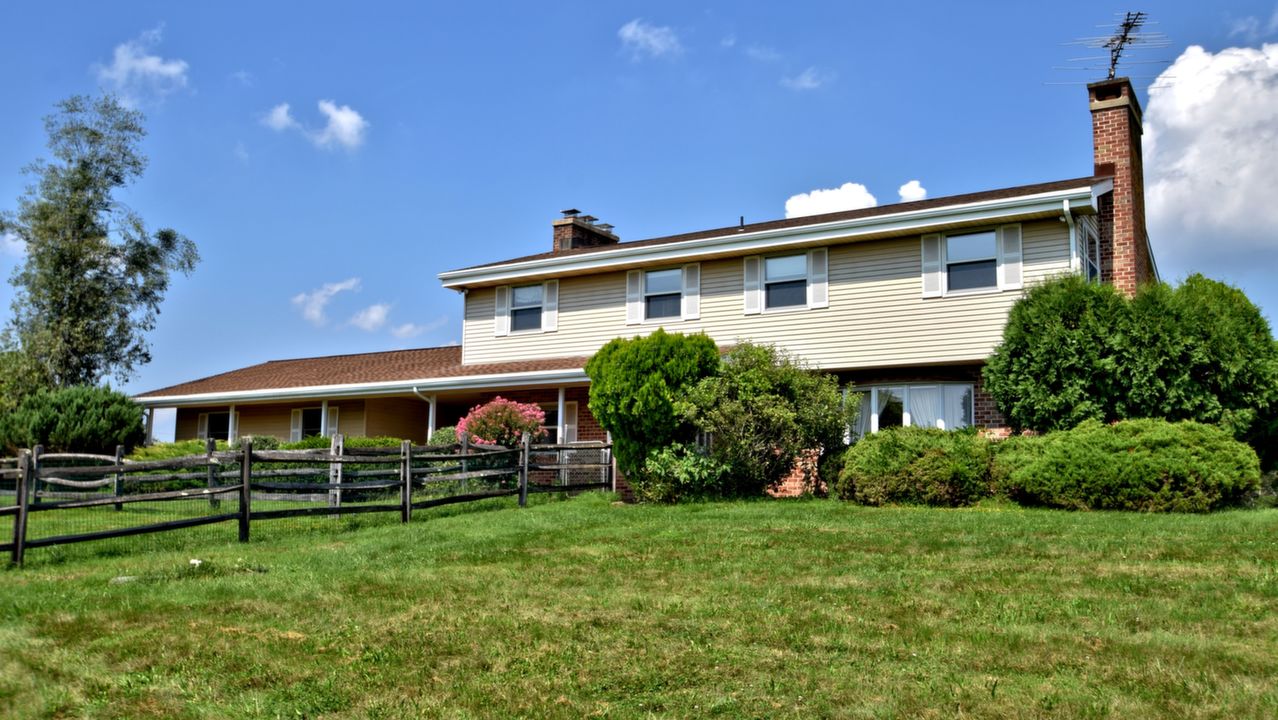 924 Pineland Rd, Birdsboro, PA, 19508 Scene 1