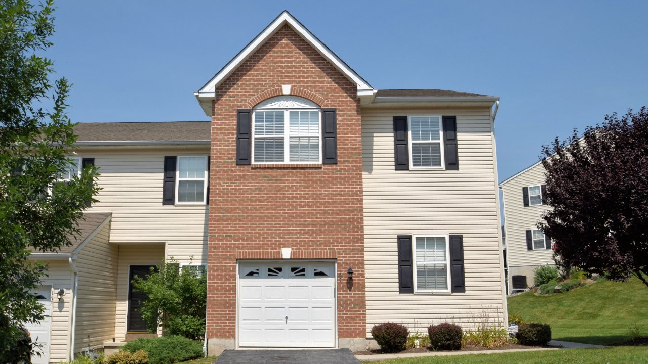 159 Stone Hill Dr, Pottstown, PA, 19464 Scene 1