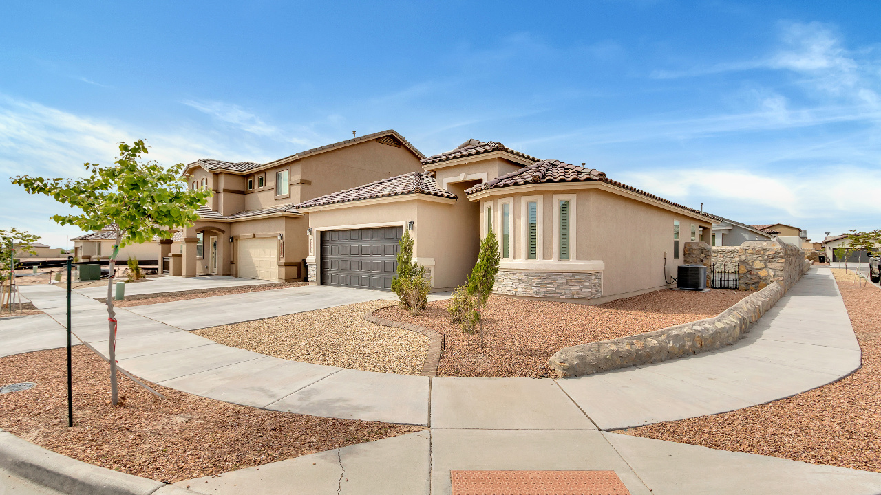 13547 Hazlewood, Horizon City, TX, 79928 Scene 1