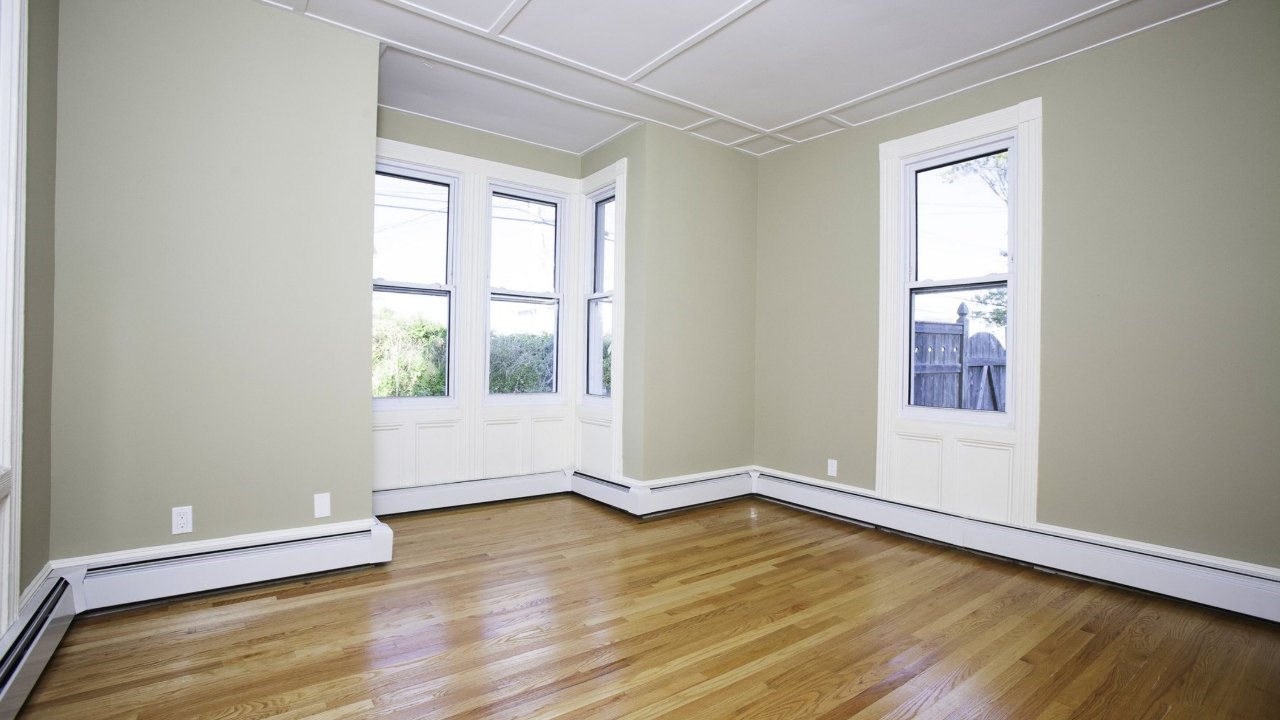 112 Ocean Avenue, Bay Shore, NY, 11706 Scene 2