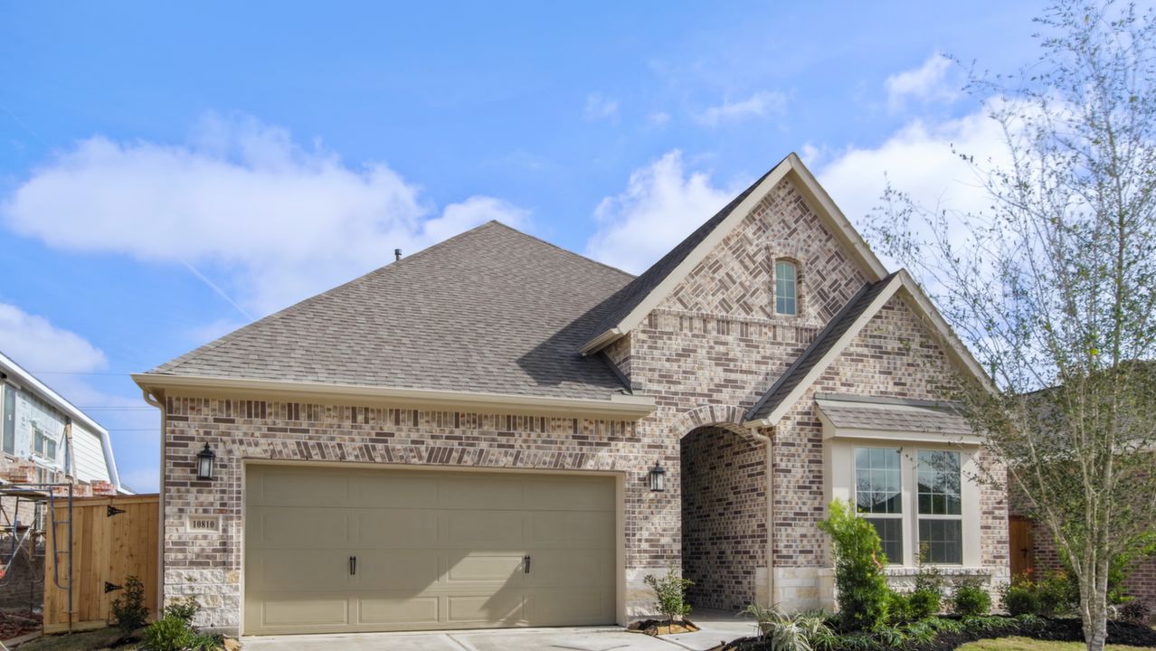 10810CrestwoodPoint_003