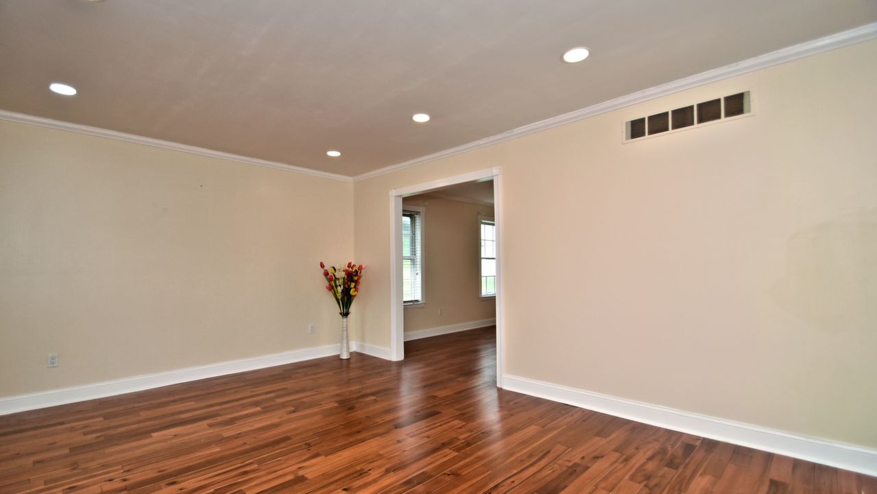 612 Valley Rd, Elkins Park, PA, 19027 Scene 2