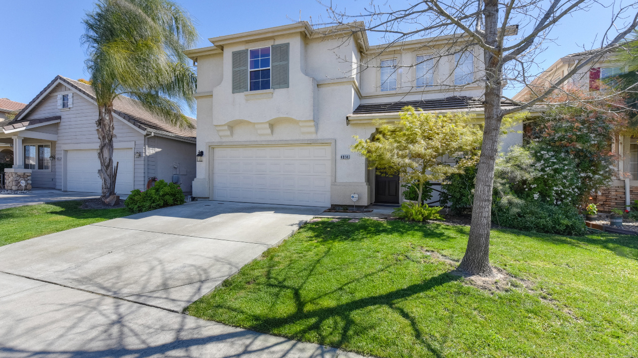 4814 Windsong Street, Sacramento, CA, 95834 Scene 1