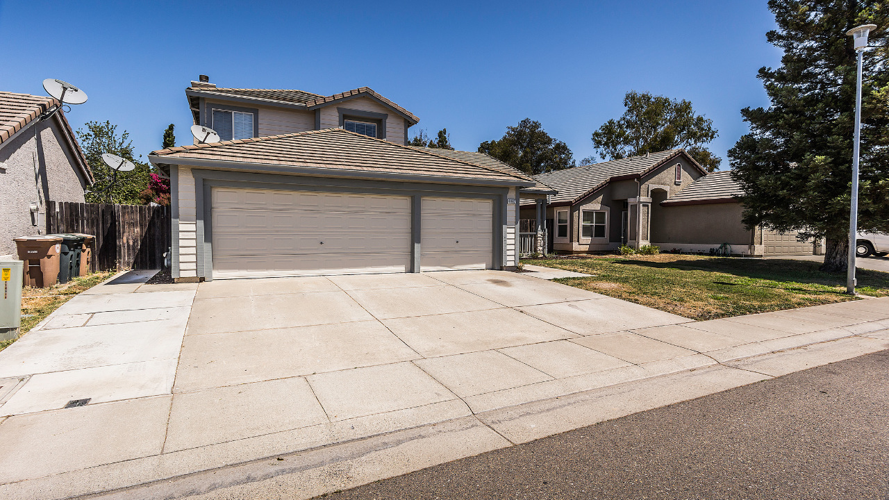 8847 Silverberry Ave, Elk Grove, CA, 95624 Scene 3