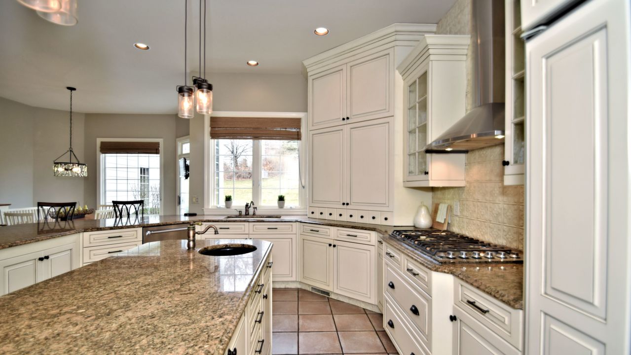 18 Davis Dr, Washington Crossing, PA, 18977 Scene 3